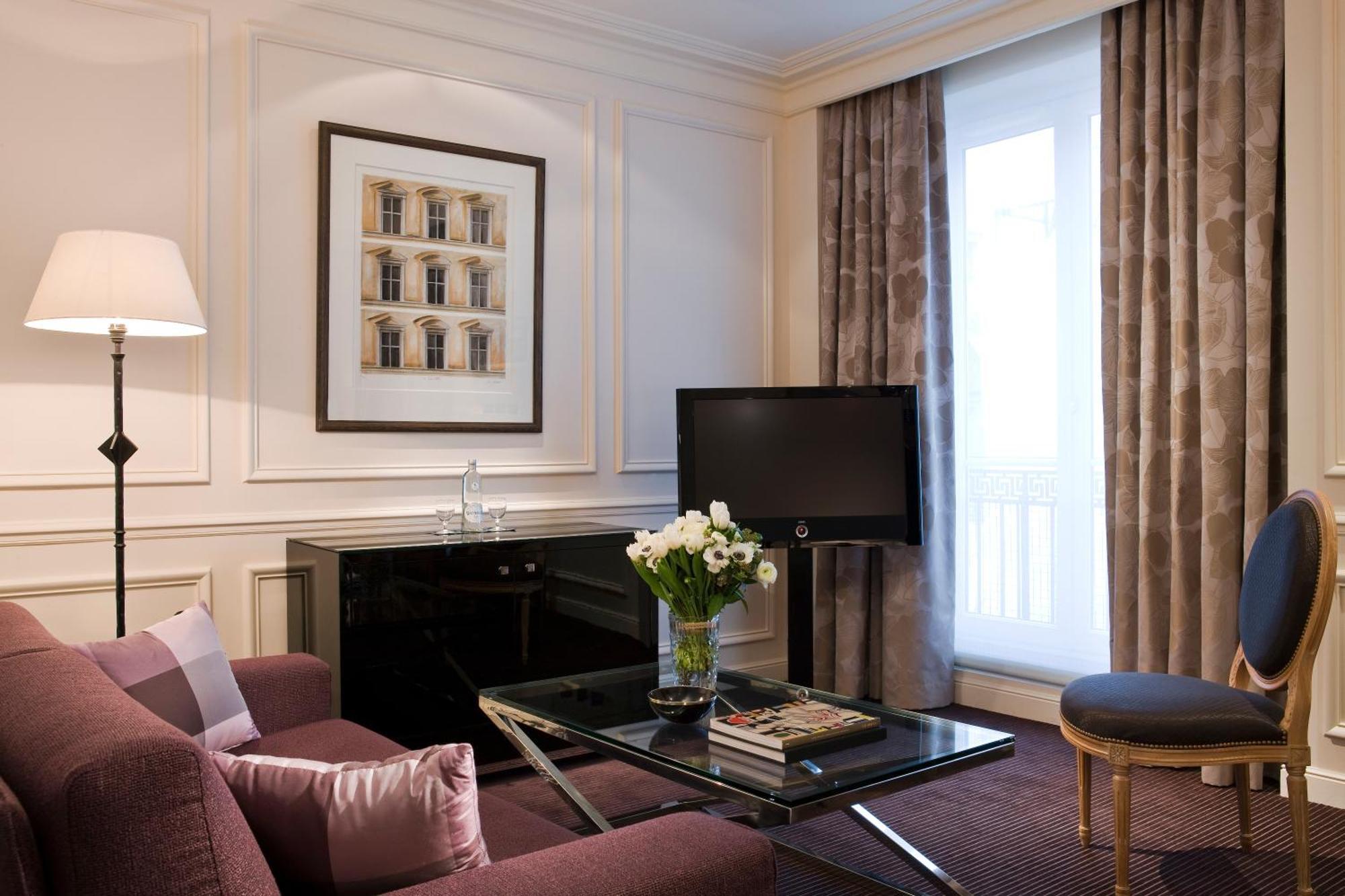 แกรนด์ โฮเทล ดู ปาแล รอยัล Hotel ปารีส ภายนอก รูปภาพ
